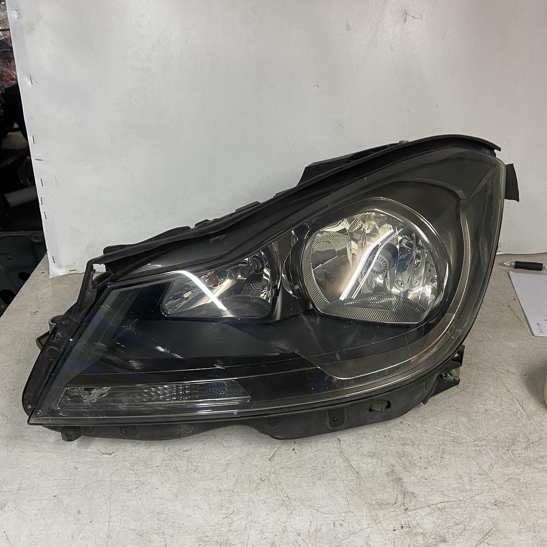 C180 W204 2012 HEADLIGHT (L)