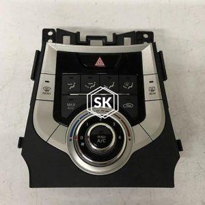 ELANTRA AIRCON CONTROL PANEL