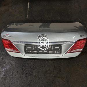 CAMRY ACV40 REAR BOOT