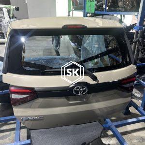 RAIZE TAILGATE