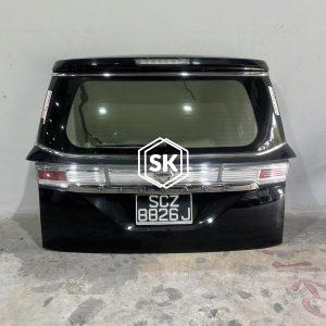 ELGRAND E52 TAILGATE