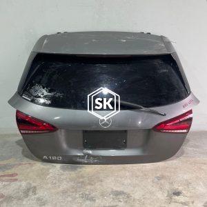 A180 W177 TAILGATE