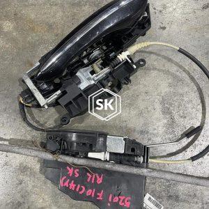 520i F10 14y DOOR LOCK R/L