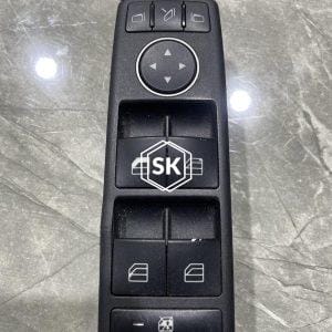 CLA180 W117 WINDOW CONTROL SWITCH
