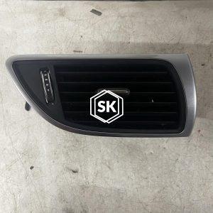 A6 15Y AIRCON VENT LH