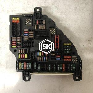 523i F10 POWER DISTRIBUTION FUSE BOX