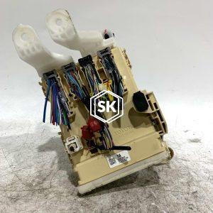 ALTIS ZRE171 FUSE BOX