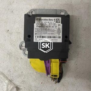 CLA180 W117 AIRBAG ECU