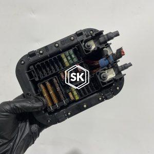 C180 W205 FUSE BOX RELAY
