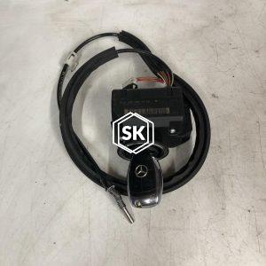 C180 W204 IGNITION KEY SWITCH