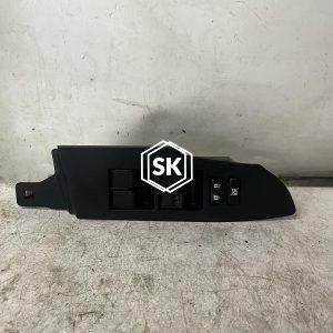 ALTIS ZRE171 WINDOW CONTROL SWITCH