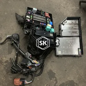 CIVIC FE 21Y FUSE BOX