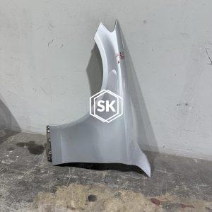 C180 W205 FENDER L