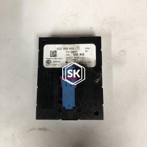 A3 8V KEYLESS CONTROL MODULE