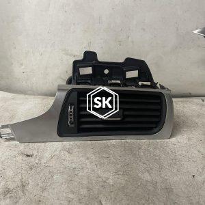 A6 15Y AIRCON VENT RH
