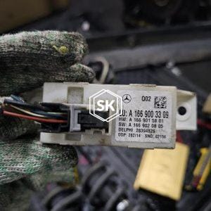 CLA180 W117 XENON HEADLIGHT CONTROL UNIT