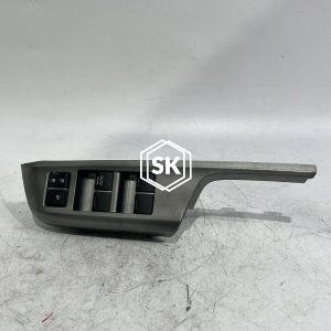GRACE GM4 F/R WINDOW SWITCH