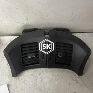 ESTIMA AIRCON VENT (Black)
