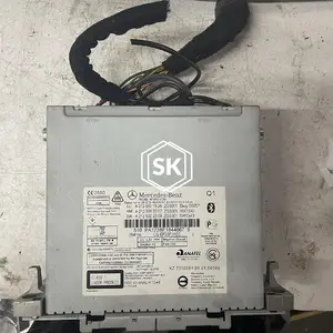E200 W212 14y CD RADIO PLAYER