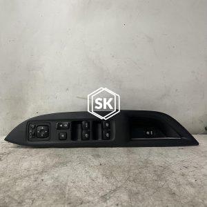 OUTLANDER WINDOW CONTROL SWITCH F/R