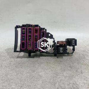 AUDI Q5 FUSE BOX