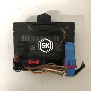 TOURAN 16Y (F/L) DOOR CONTROL MODULE