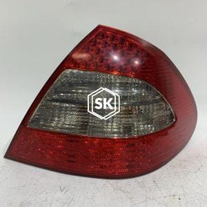 E250 W211 TAILLIGHT R