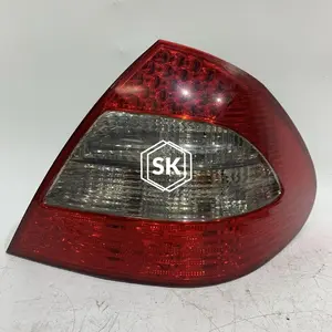 E250 W211 TAILLIGHT R