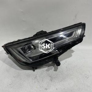A4 B9 HEADLIGHT (R)