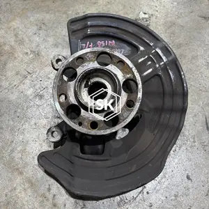 GLA180 W156 KNUCKLE F/L
