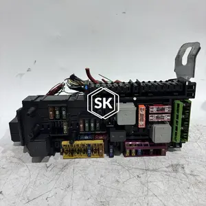 E250 W212 FUSE BOX CONTROL MODULE