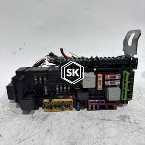 E250 W212 FUSE BOX CONTROL MODULE