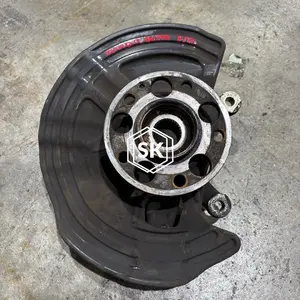 GLA180 W156 KNUCKLE F/R