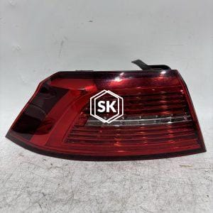 PASSAT 16Y TAILLIGHT L