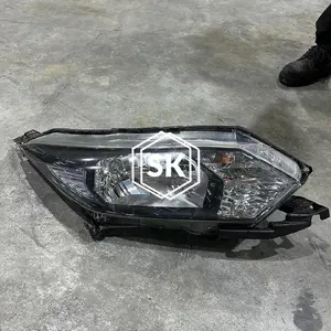 HRV HEADLIGHT (R)