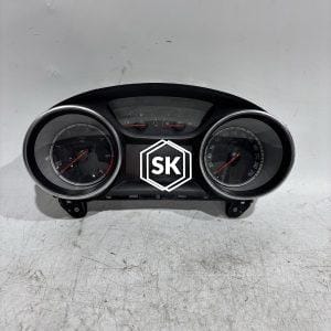 INSIGNIA 18Y SPEEDOMETER