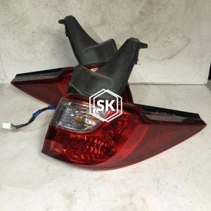 M/5 13Y (R) TAILLIGHT