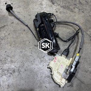 A4 B9 DOOR LOCK R/R