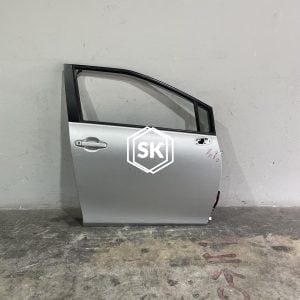 SIENTA NHP170 DOOR F/R