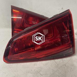 GOLF MK7 (R) BOOTLIGHT