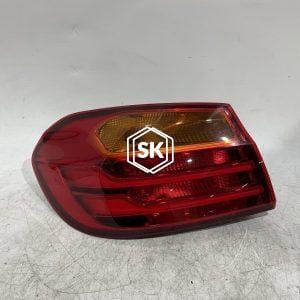 428 F32 TAILLIGHT (L)