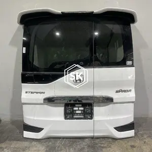 STEPWAGON RP3 TAILGATE