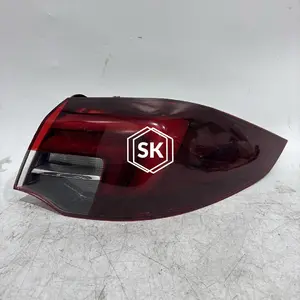 INSIGNIA TAILLIGHT R
