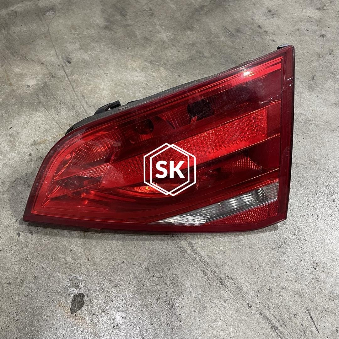 A4 B8 08Y NON-LED BOOT LIGHT (R) - SK AUTO CARPARTS