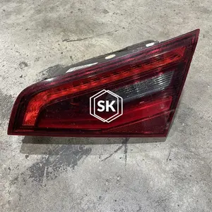 A3 8V HATCHBACK BOOT LIGHT (R)