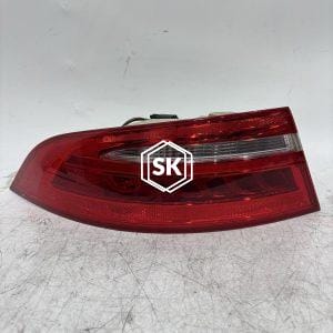 XE TAILLIGHT L