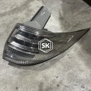 ESTIMA TAILLIGHT (R)