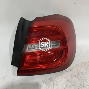 GLA180 W156 TAILLIGHT R