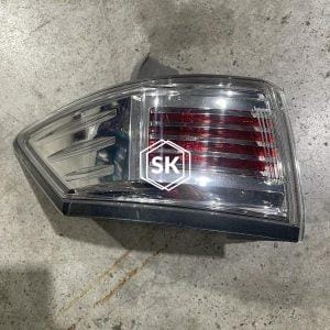 ELGRAND E52 DOWN TAILLIGHT (L)