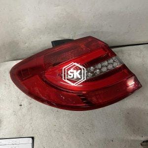 B180 W246 TAILLIGHT (L)